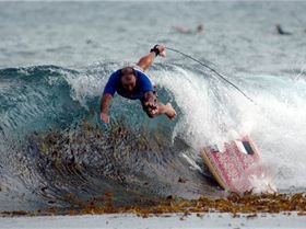 619227-worst-surf-wipeouts