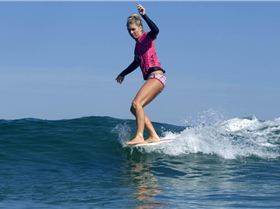 girl-surfing21