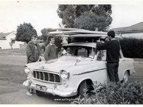 1964-Down-south-surf-trip-Ian-Barsden-Bruce-Brown-Peter-Meyer-with-Brownies-FC-Holden-Arthur-Sherbur