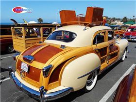 2-Woody-classic-car-at-2015-Wavecrest-in-Encinitas