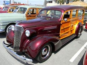 18af8c97dc8e20454448c58e230af2b0--woody-wagon-antique-cars