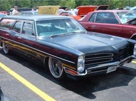 pontiac 65 wagon