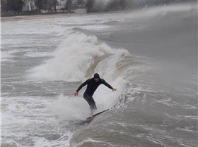 storm waves in Port Phillip