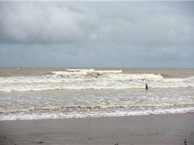800px-Surfer - Darwin NT