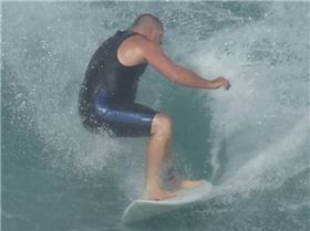 Easter 09 Free with our own surf break and camping spot,PITTED all weekend Ben / Gaza