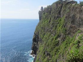 uluwatu temple
