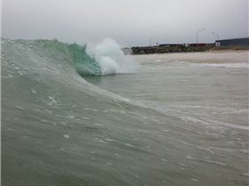 Sandtracks shorebreak