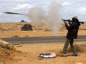 article-1364469-0D8B387A000005DC-184 634x421