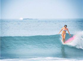 stephanie-schechter-panama-noseride-janet-schechter-photo-on-jettygirl-surf-photo-friday