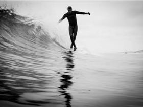 mikey-detemple-alek-parker-longboard-montauk-new-york-surfer-magazine-610x406