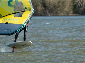 Random unedited shots from Narrabeen Lake 6/10/2021