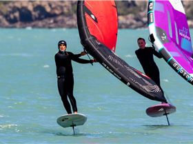 Wingfoiling in Christchurch (1)
