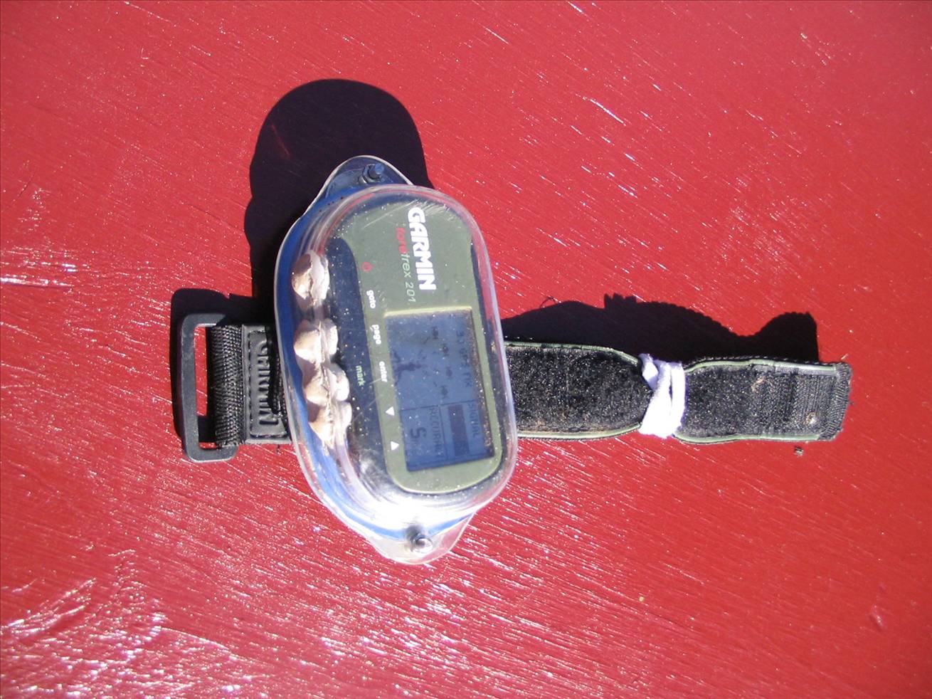 New GPS case with \"silcon\" buttons. Looks a bit rough but works really well