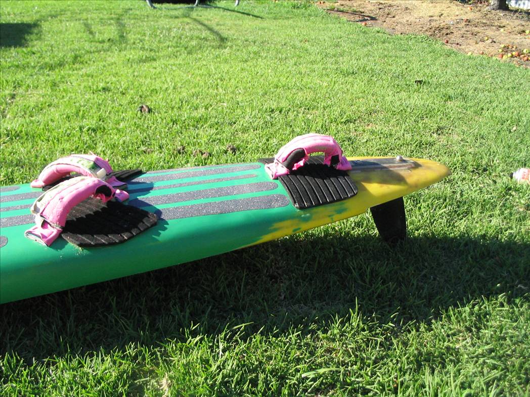 My 90s model speed board. Looks crap but goes well