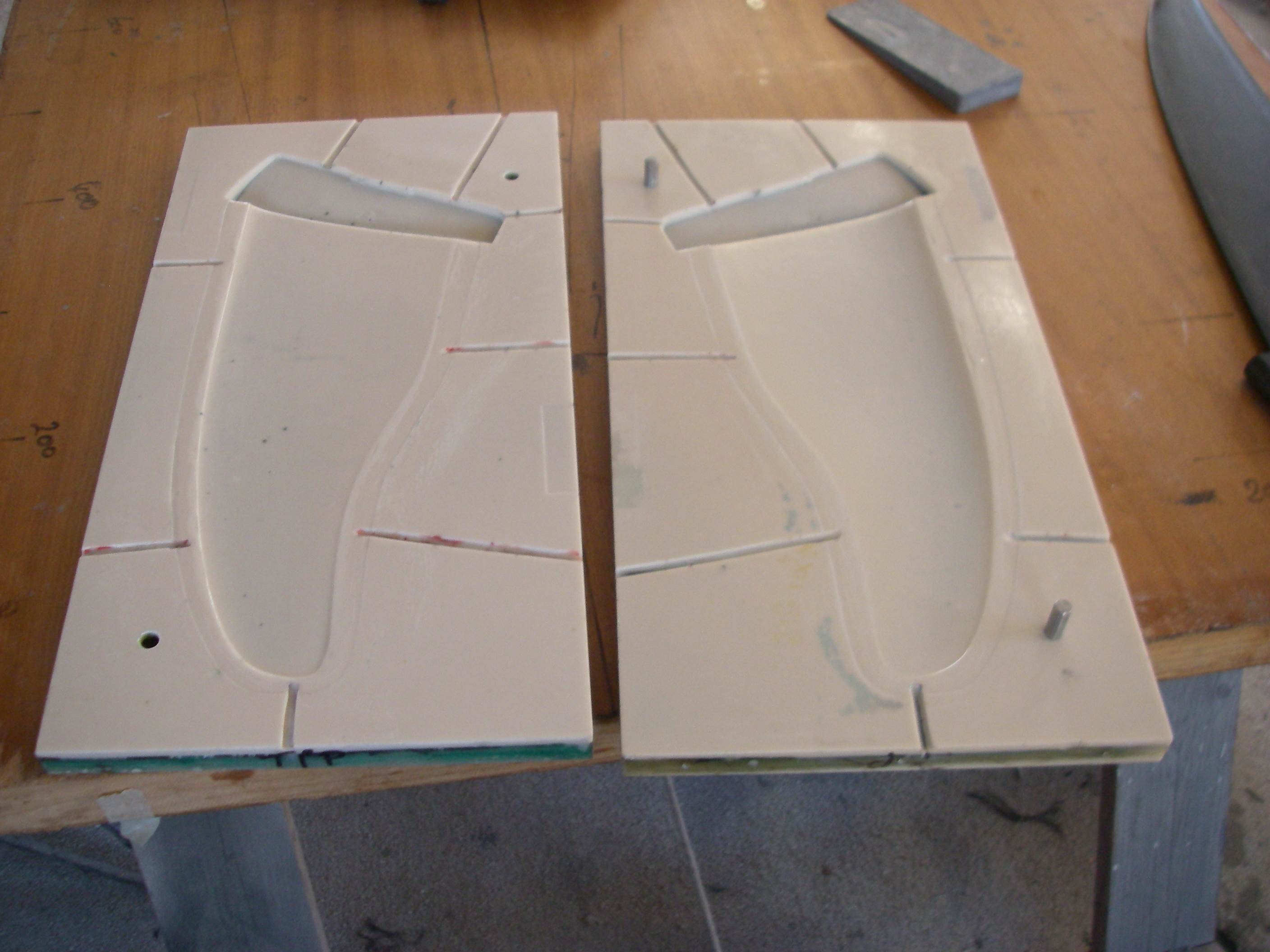 fin molds bend tests