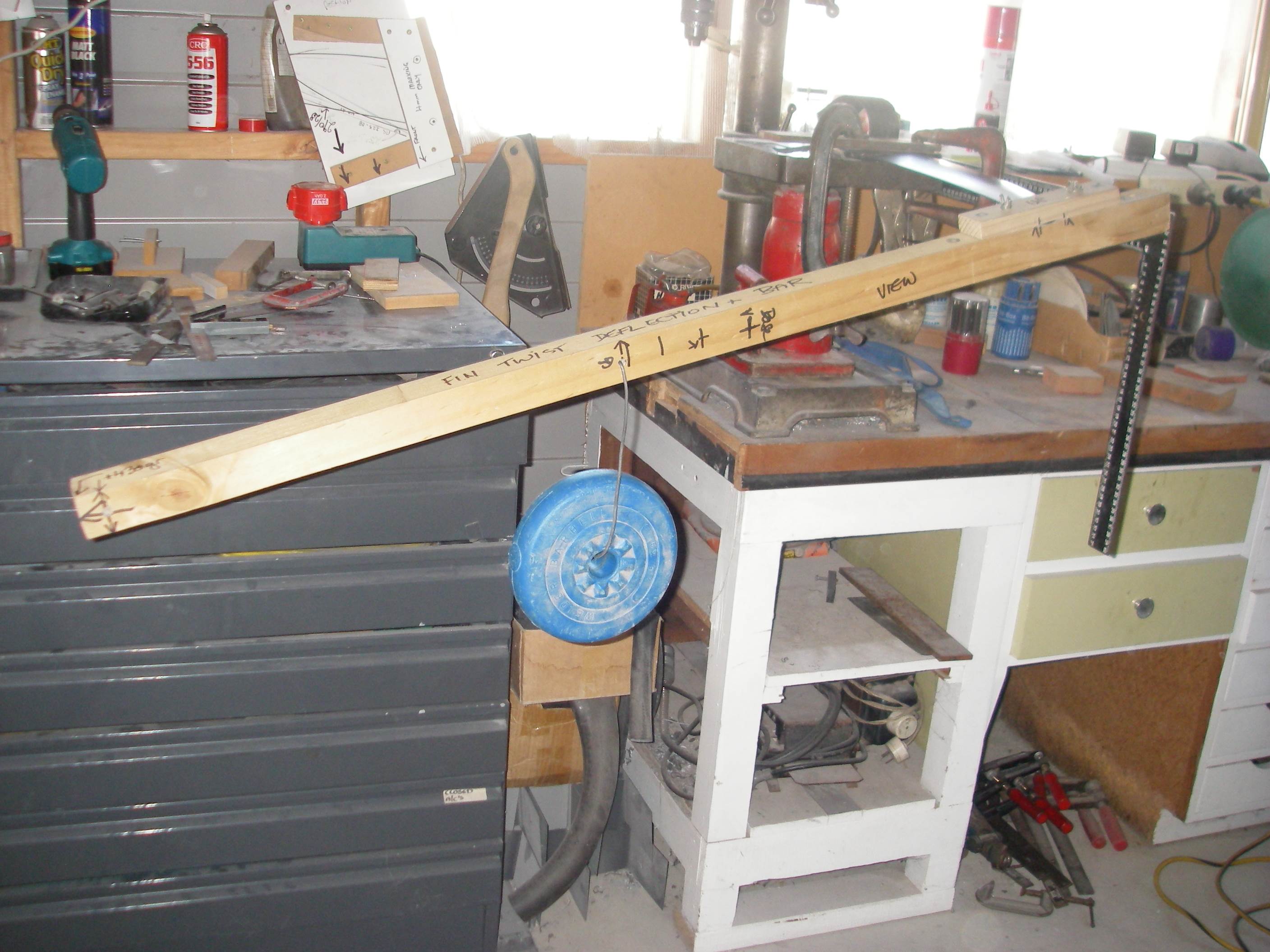 fin molds bend tests