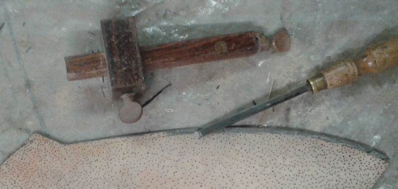 marking trailing edge bead