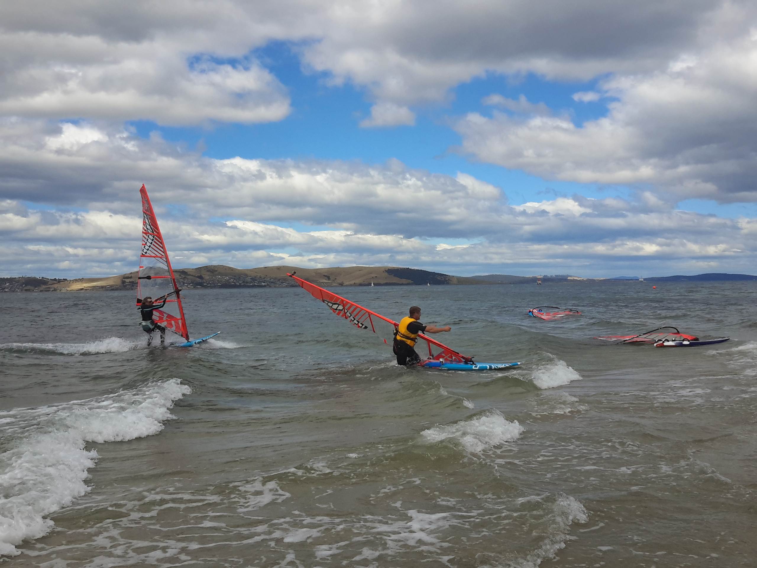 Sandy Bay dash for cash 2017