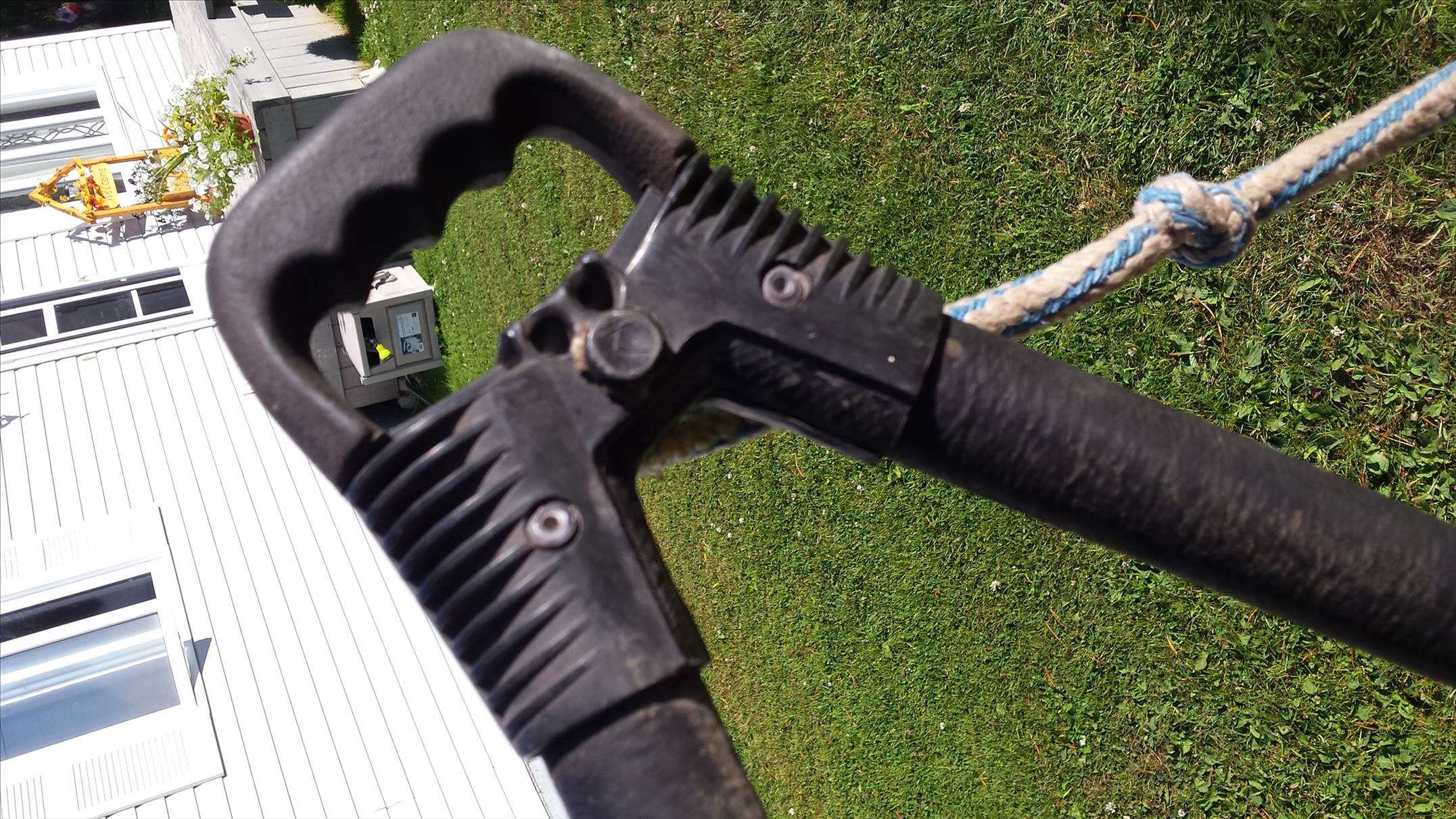 How do I connect my boom?