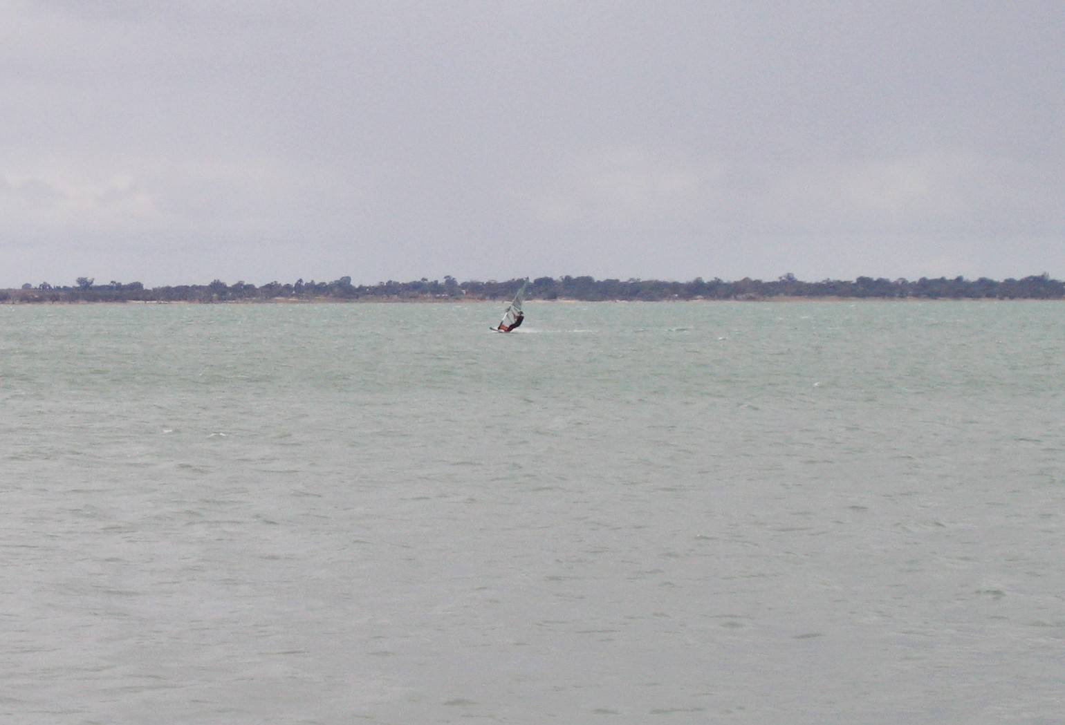 Speed Sailing   Lake Bonney