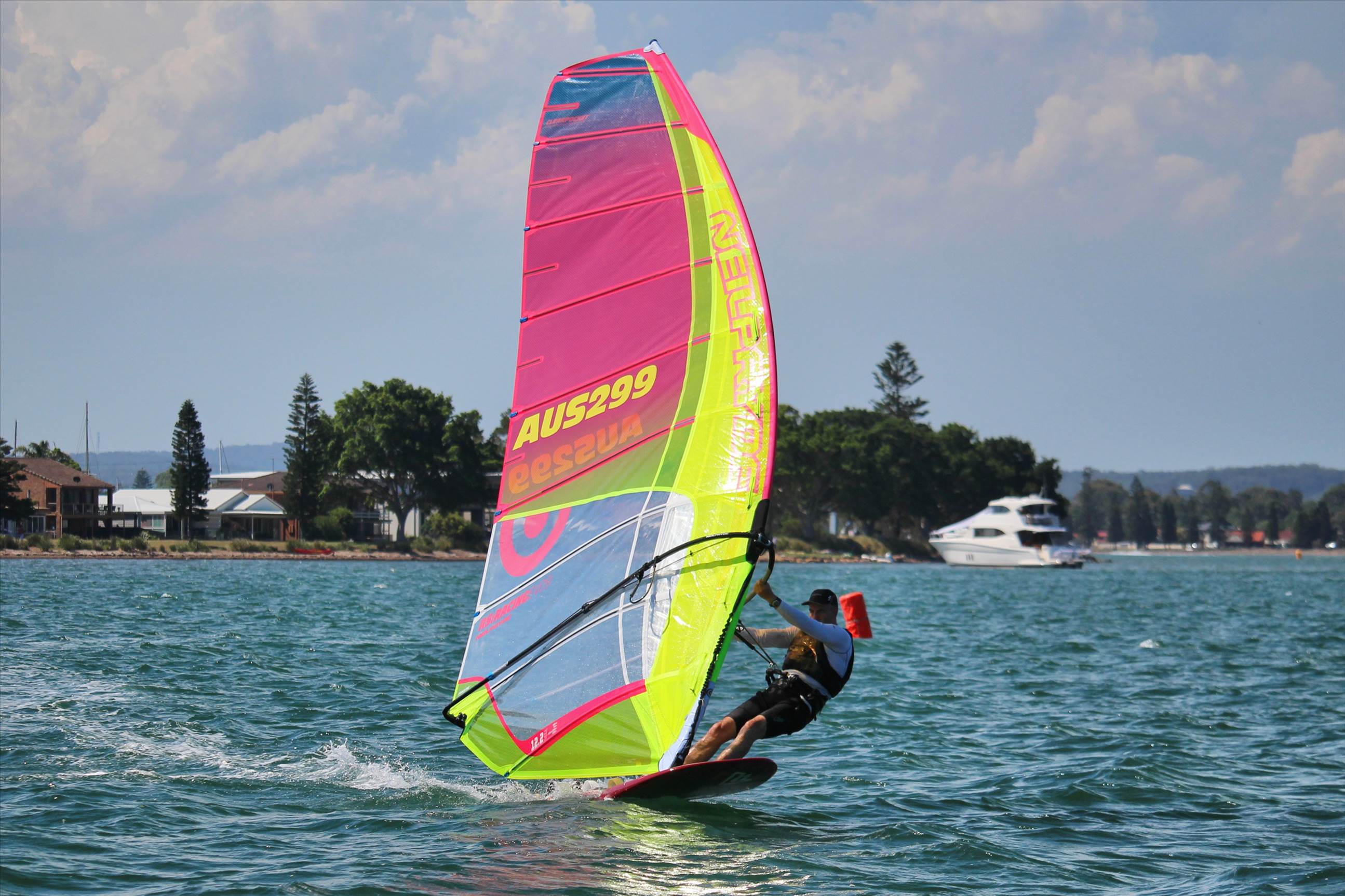 Heat 3 NSW Formula and Foil Series