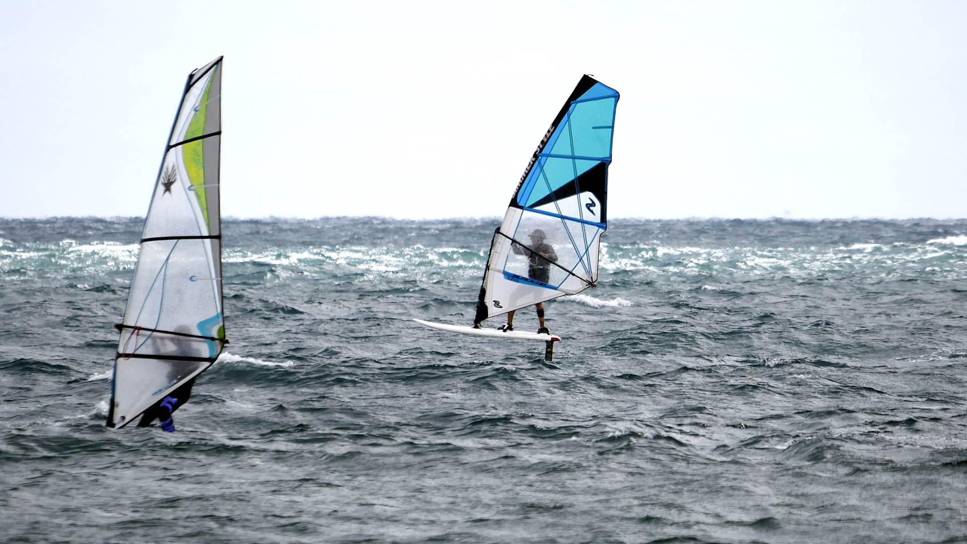 Foiling Cottesloe