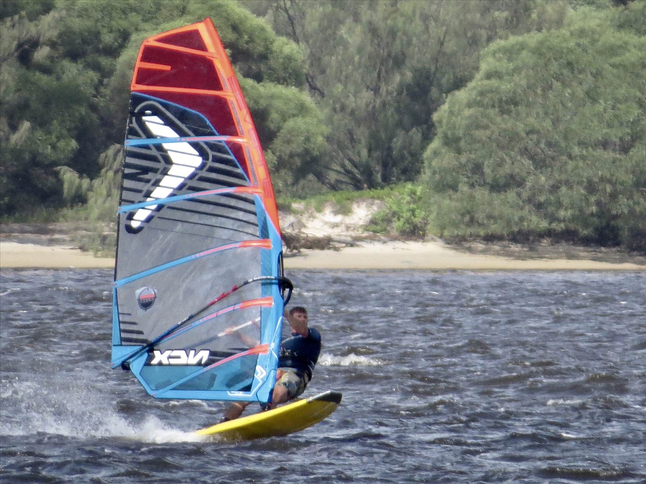 Golden Beach / Neil St