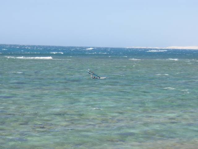 Exmans broken mast at The Gloo