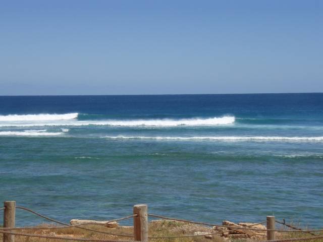 More white lines at The Gloo