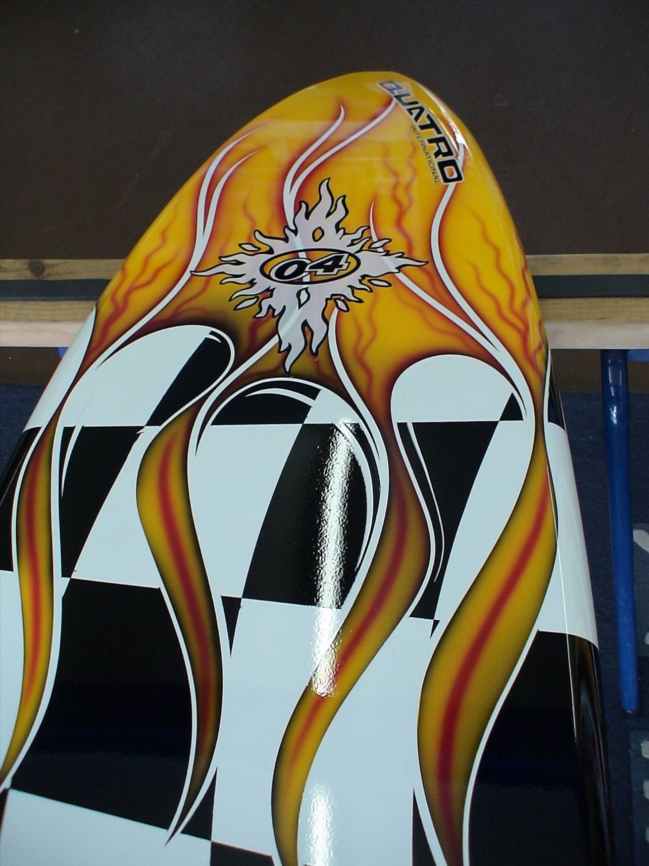 Quatro Custom 78 roundtail