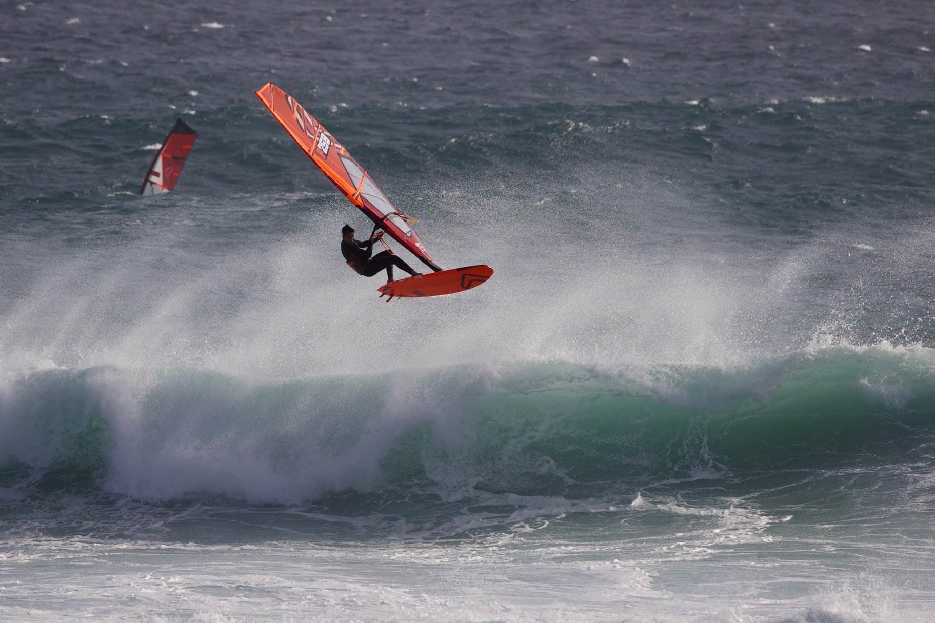 43184111 916810821851820 6121583137135788032 o[1]