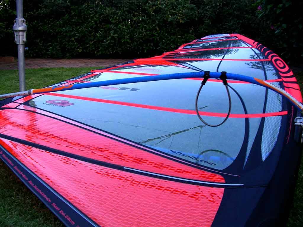 Loft O2 Freeride 2008 7.4 (freerace printed on sail??)