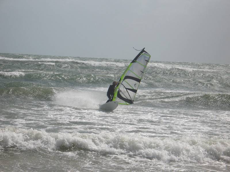 30+knots at seacliff 2/4/08