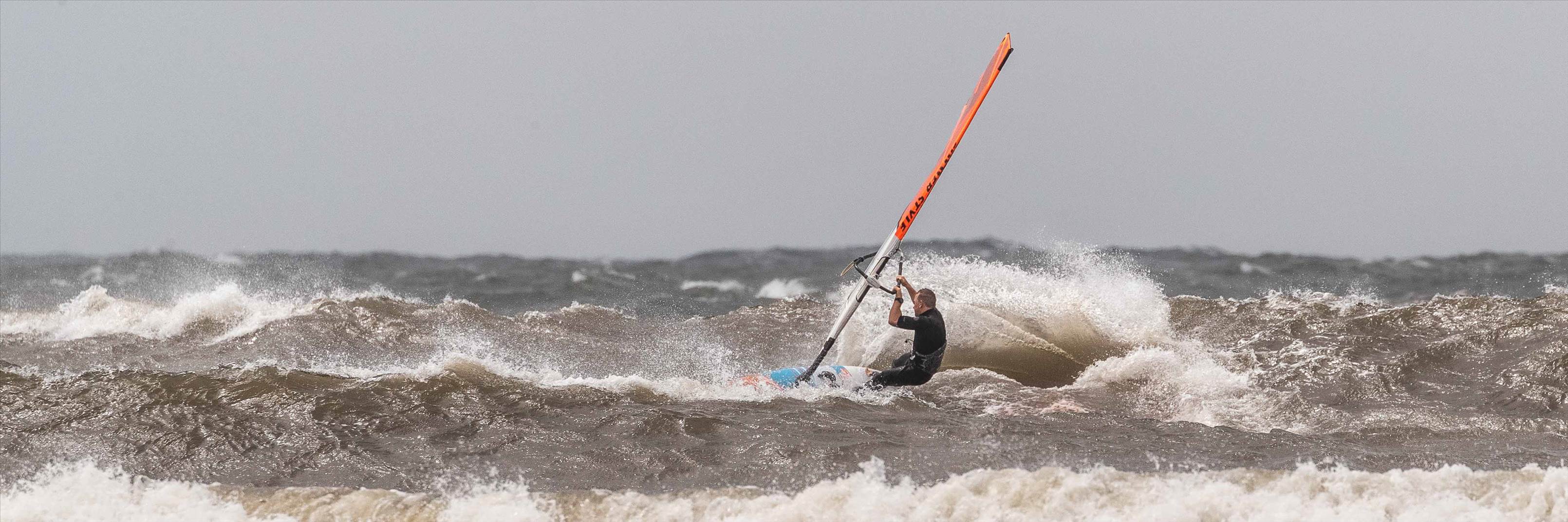 Point Danger windsurfing 19 Feb 2020