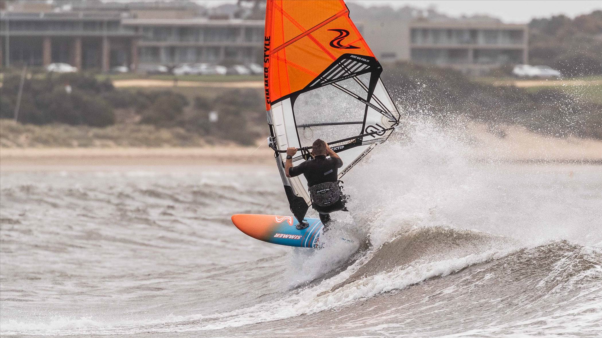 Point Danger windsurfing 19 Feb 2020