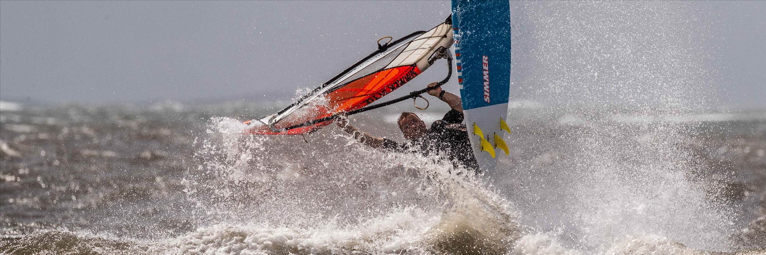 Point Danger windsurfing 19 Feb 2020