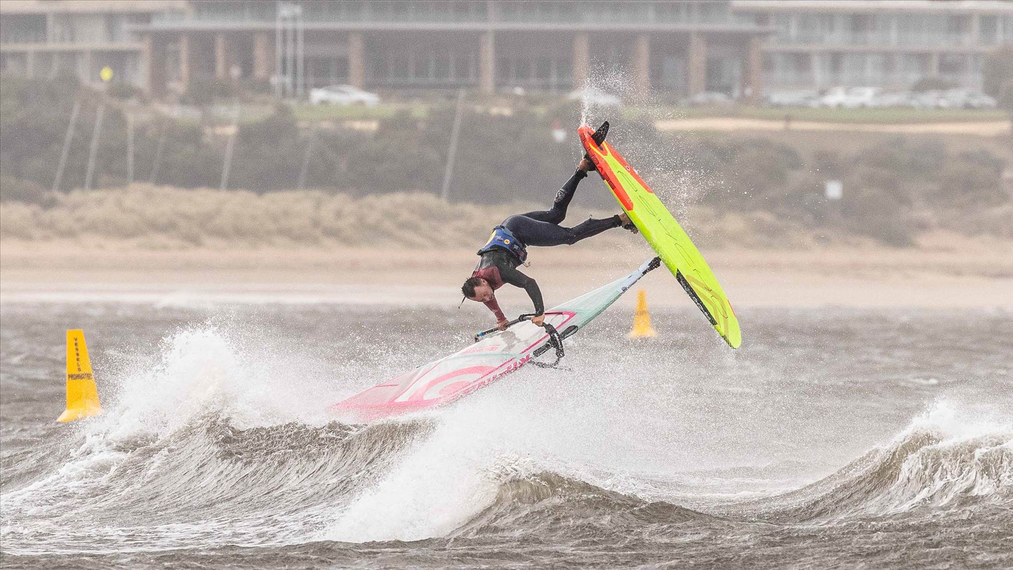 Point Danger windsurfing 19 Feb 2020