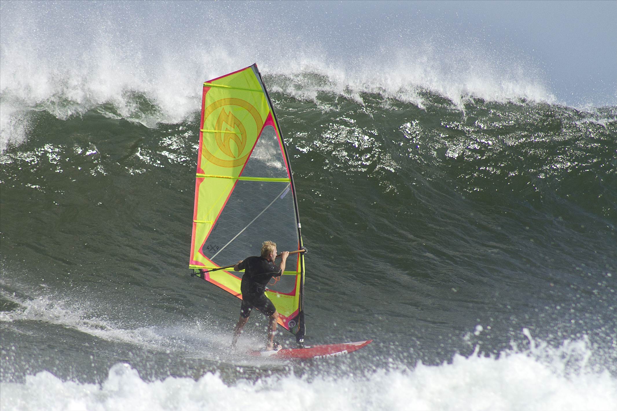 I got these shots a few days before Jason's photos, but I cannot remember who it was!!!