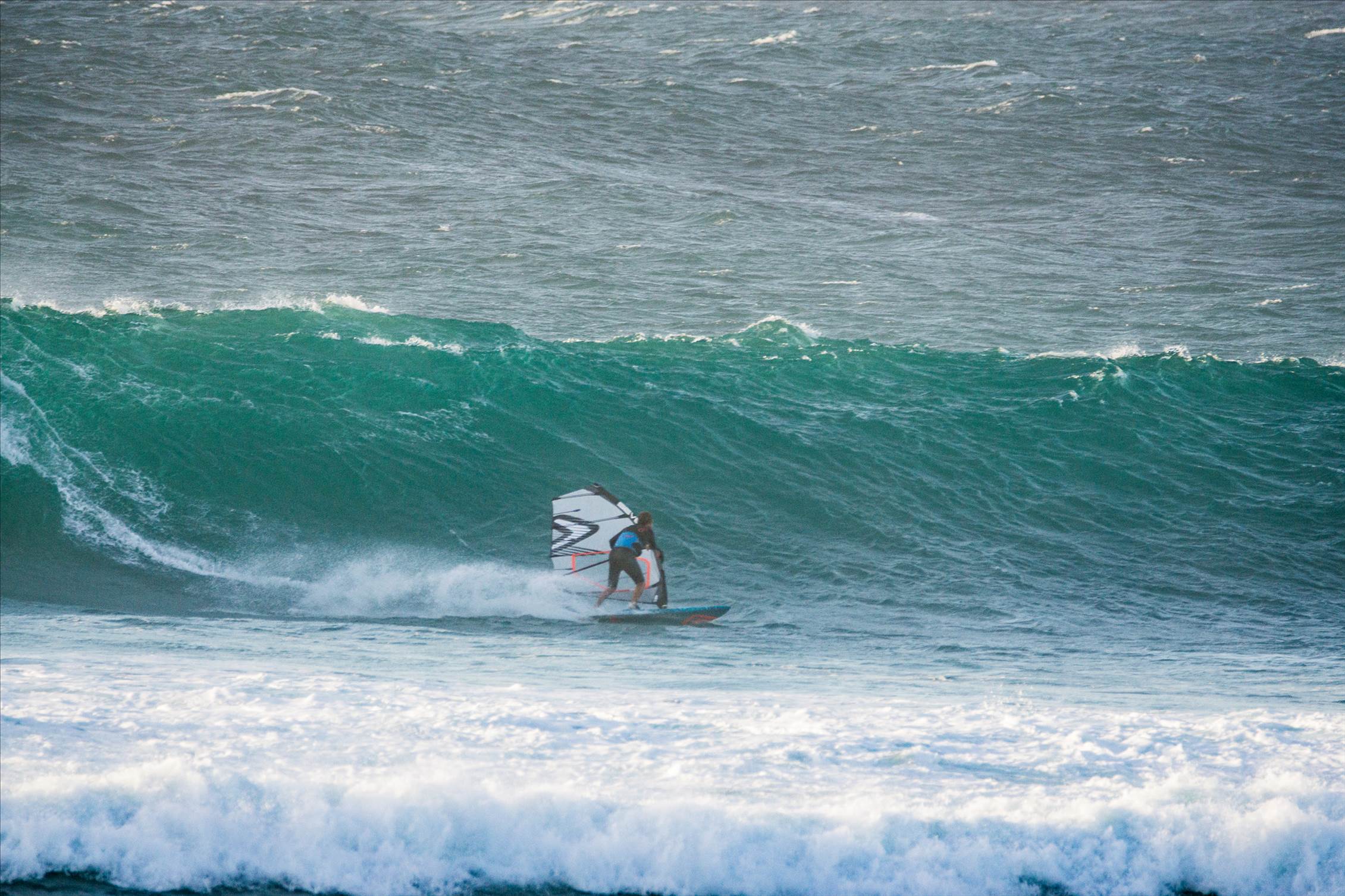 Wednesday 28th Oct 2020.? Aloysius Parker Photography, aloysiusparkerkite Instagram.