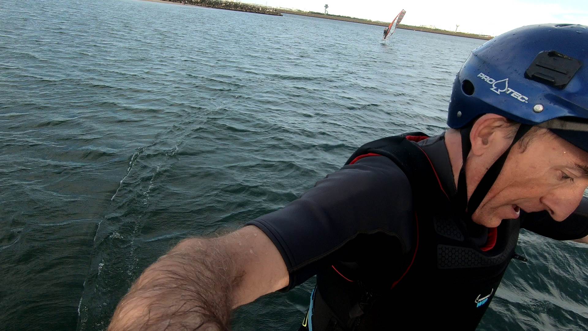 WindFoiling with Friends