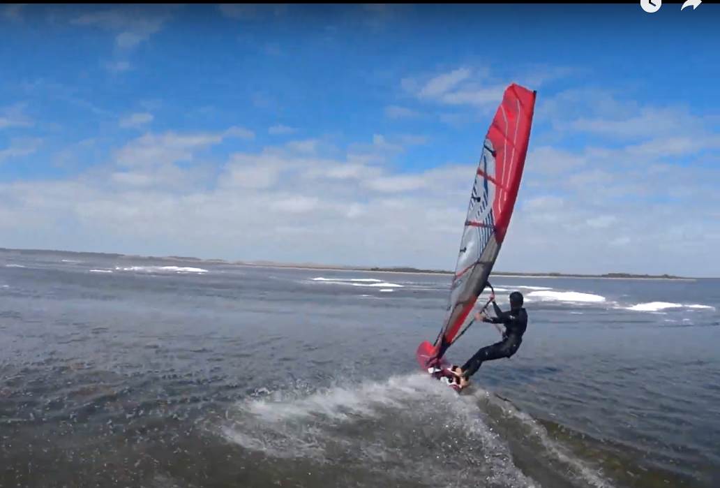 Wendy flying in the Glass