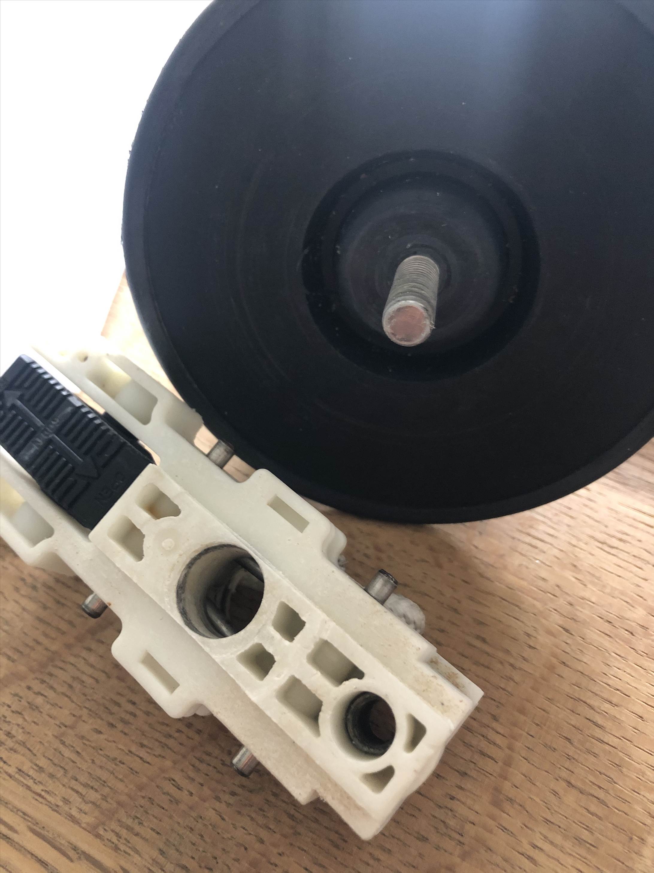 BIC Techno base in Mistral track