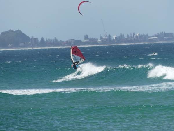 Wavesailing small Currumbin