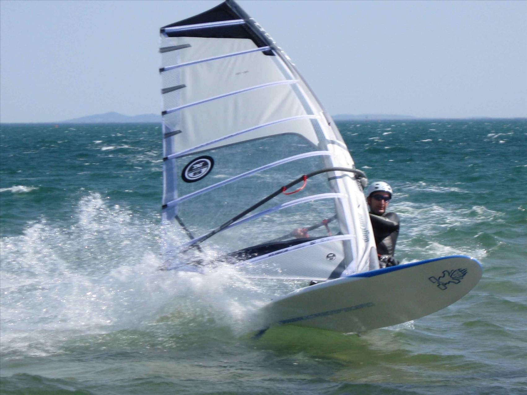 13sep08 Great action @ Elwood beach