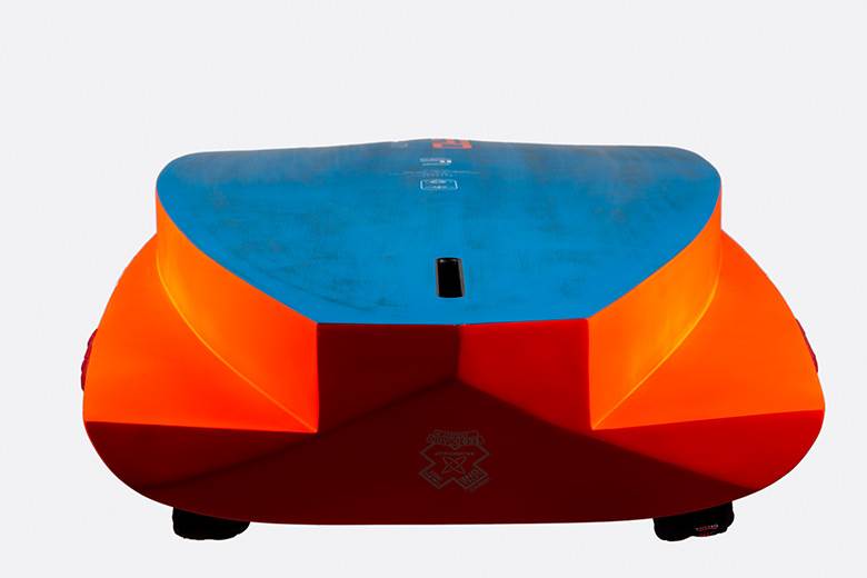 2022-Windsurf-Starboard-Foil-Slalom-bottom-Key-Feature-780x520-1