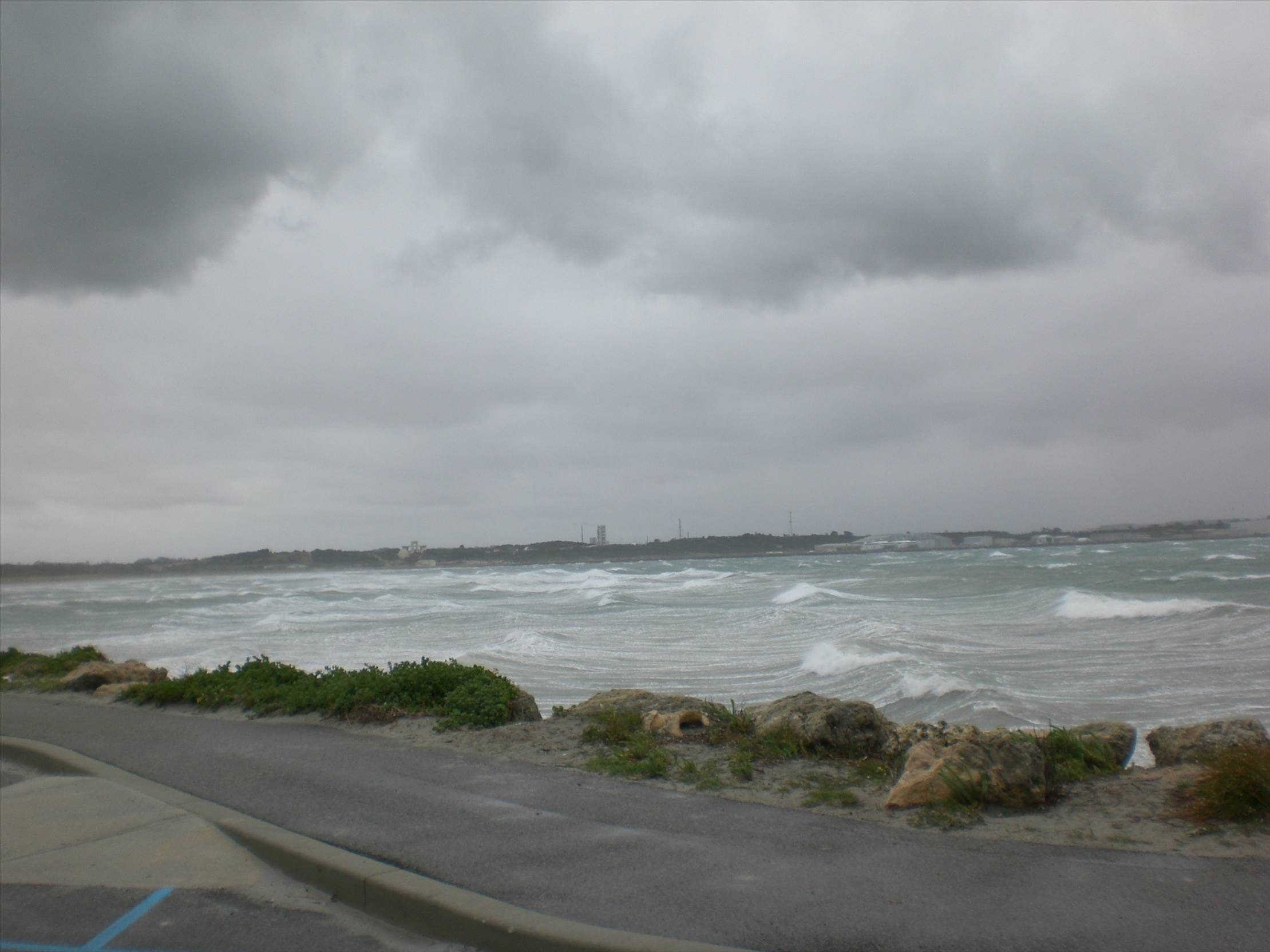 50 Knot gale hits Woodman Point