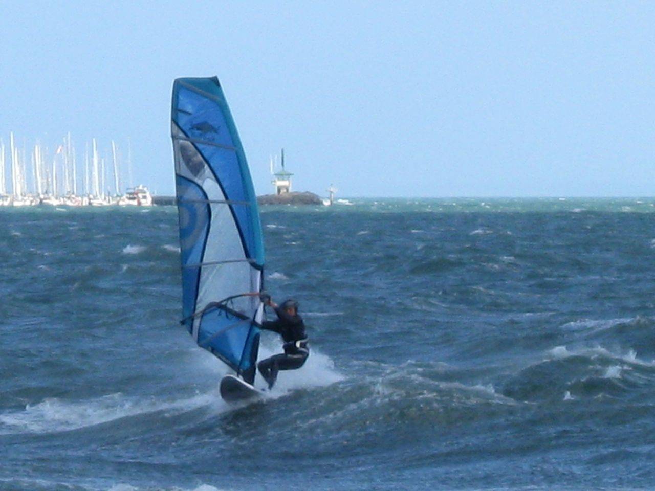 20sep08 Great action @ Elwood beach