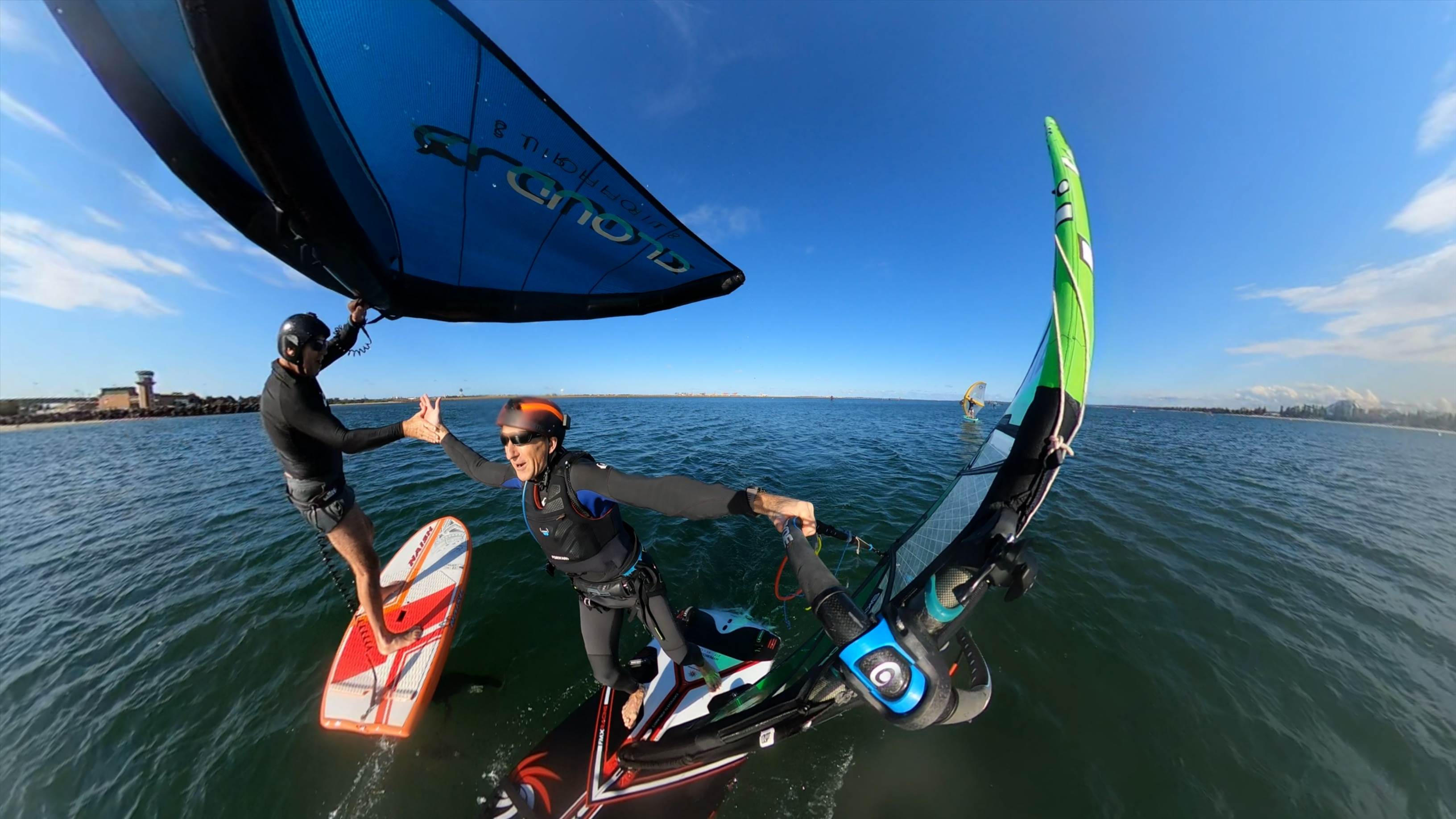 Early Spring day at the end of Winter 2022 with a lot of sails and wings out