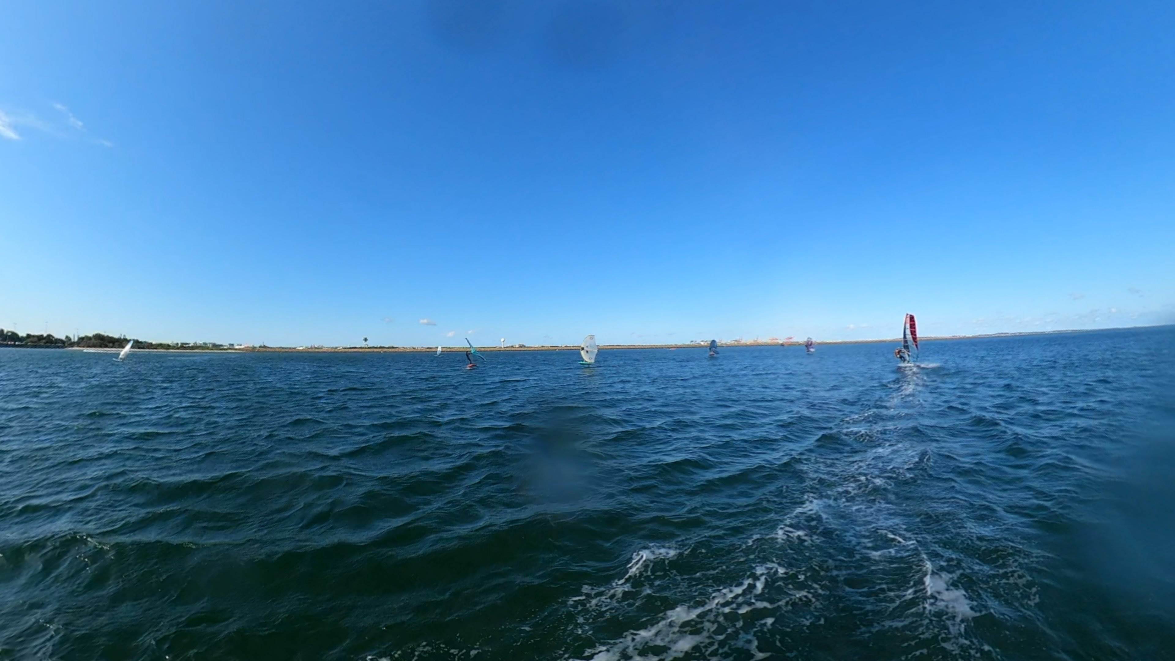 Early Spring day at the end of Winter 2022 with a lot of sails and wings out