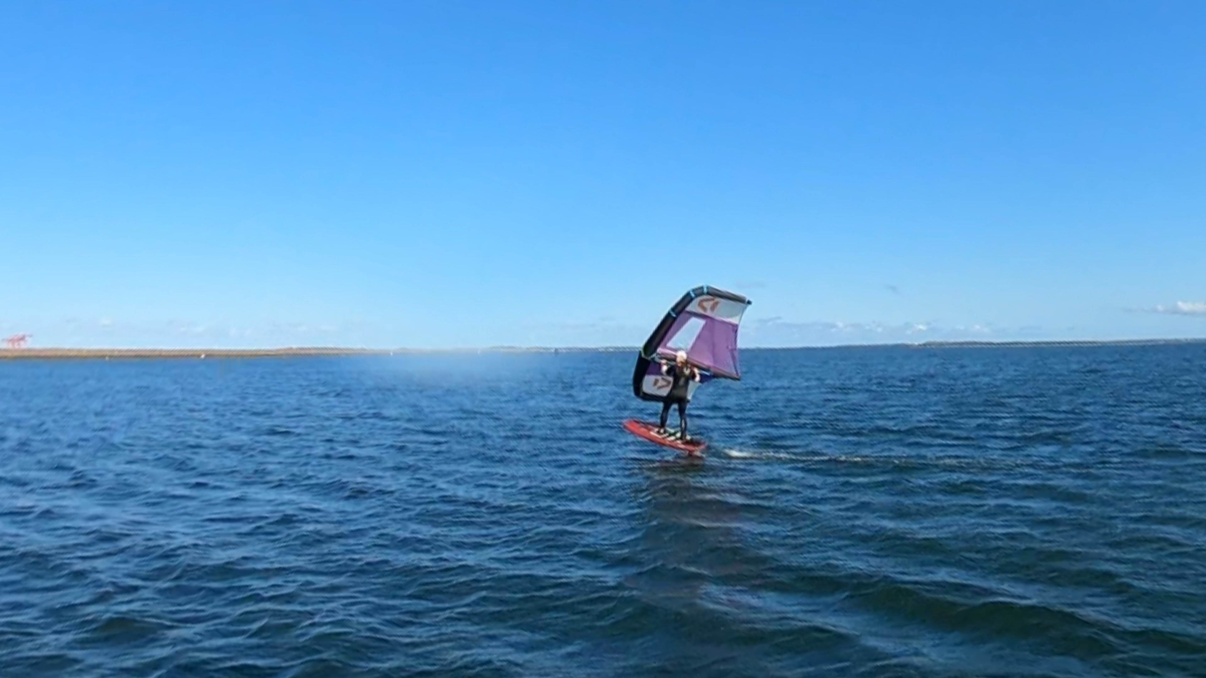 Early Spring day at the end of Winter 2022 with a lot of sails and wings out